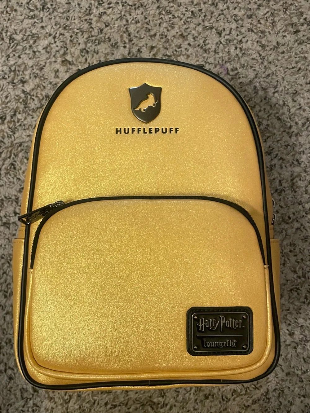 Loungefly questions leave